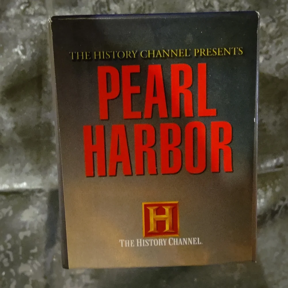 3 pc Volume, VSH, Pearl Harbor, by The History Channel